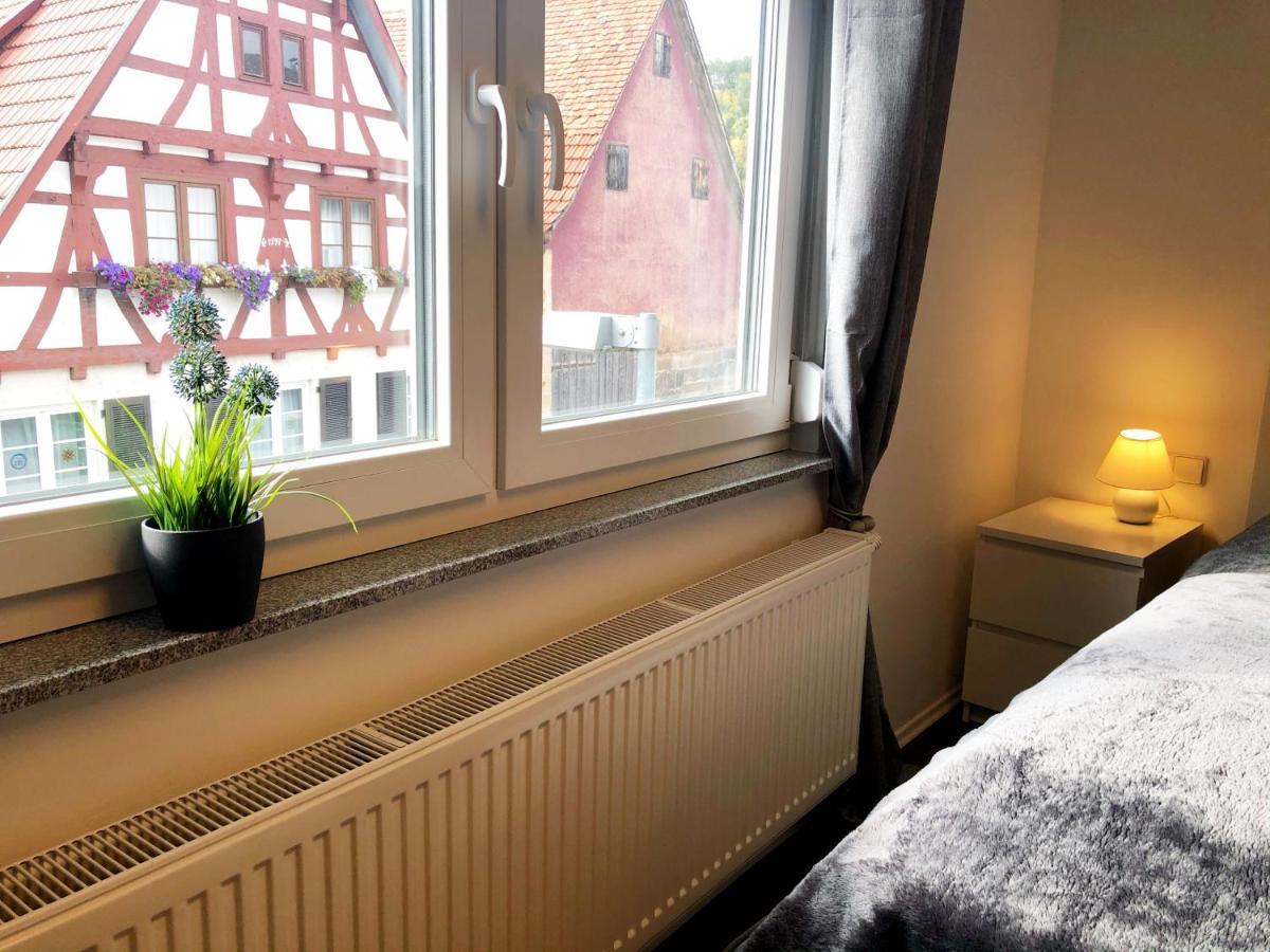 Lisas Gaestehaus Neckartenzlingen Exterior foto